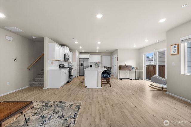 3412 Hoffman Hill Boulevard, Dupont, WA 98327