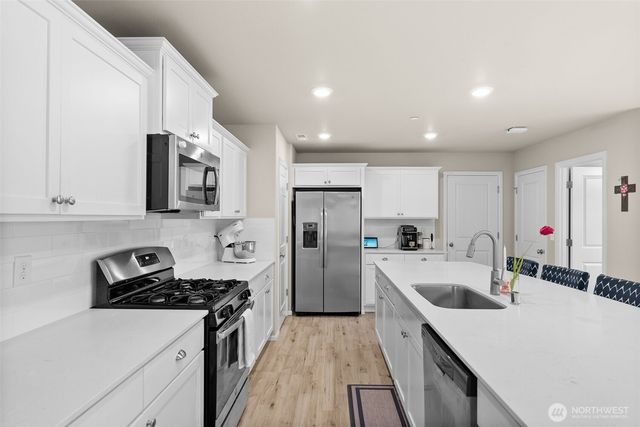 3412 Hoffman Hill Boulevard, Dupont, WA 98327
