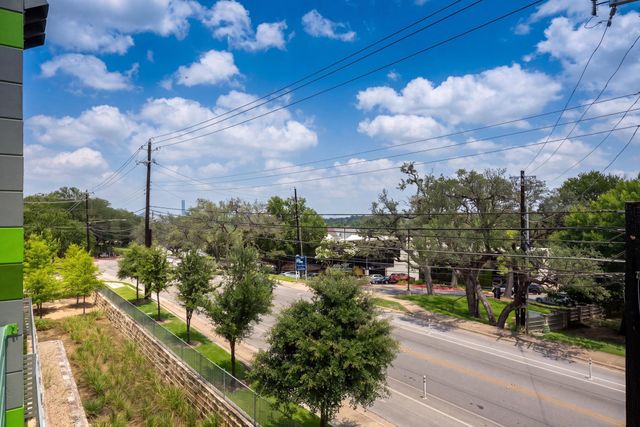 4004 Banister LN 209, Austin, TX 78704
