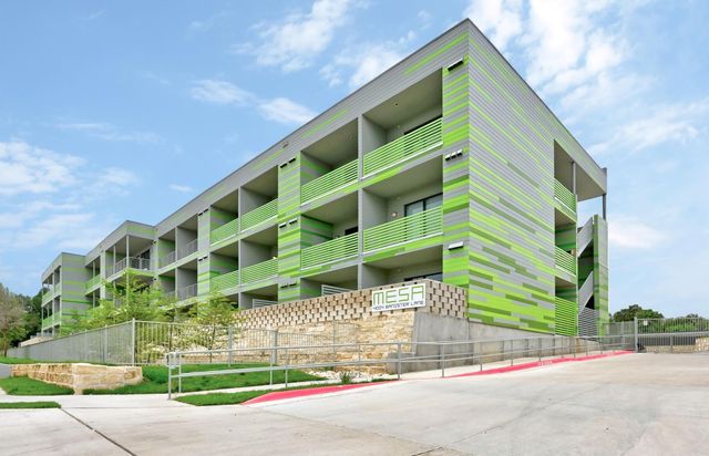 4004 Banister LN 209, Austin, TX 78704