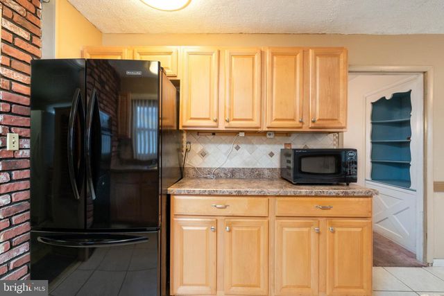 33 BELMONT LN, Willingboro, NJ 08046