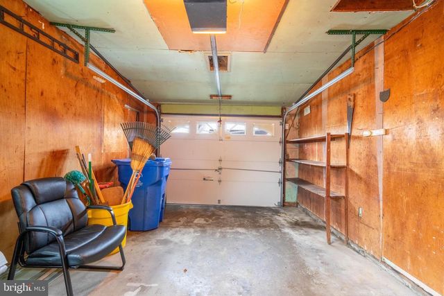 33 BELMONT LN, Willingboro, NJ 08046