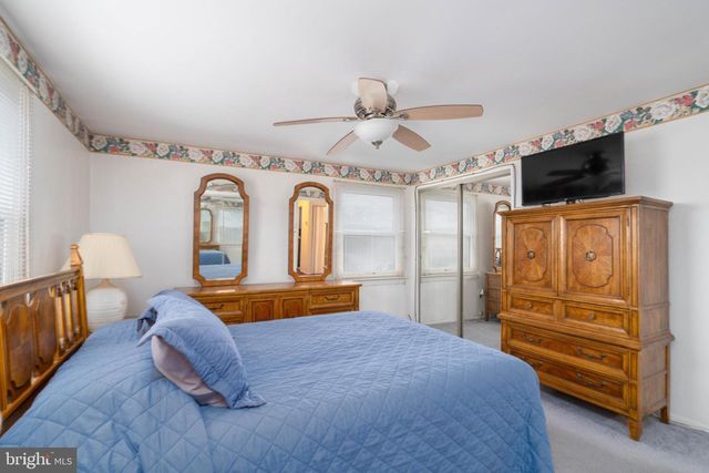 33 BELMONT LN, Willingboro, NJ 08046