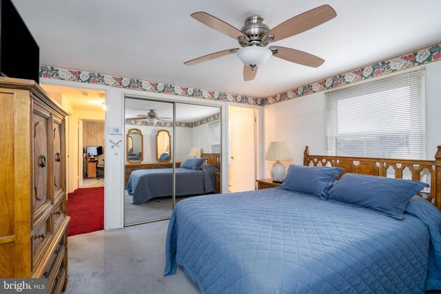 33 BELMONT LN, Willingboro, NJ 08046