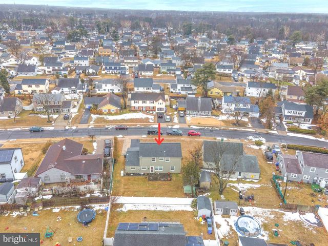 33 BELMONT LN, Willingboro, NJ 08046