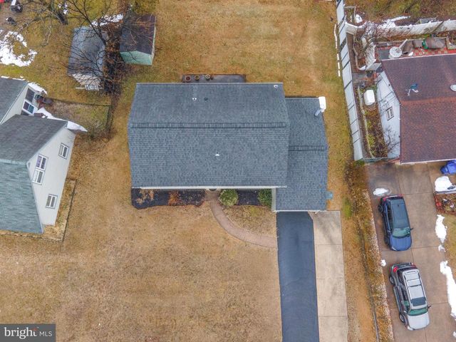 33 BELMONT LN, Willingboro, NJ 08046