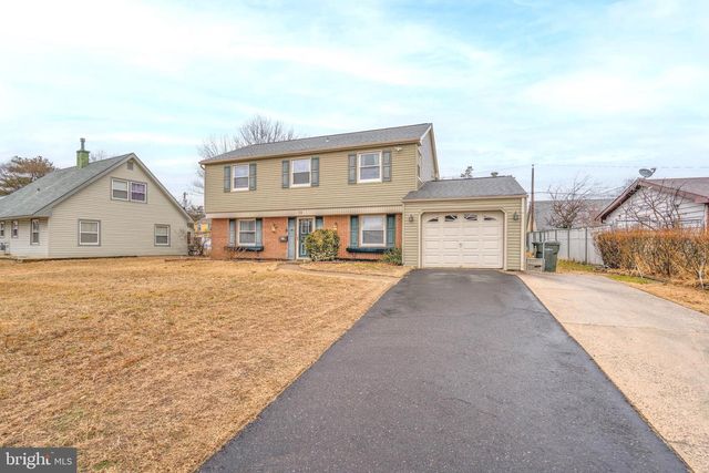 33 BELMONT LN, Willingboro, NJ 08046