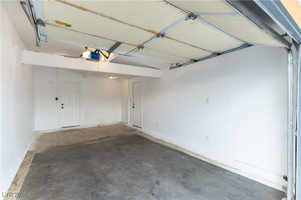 Image 14 of property listing at Address unavailable.