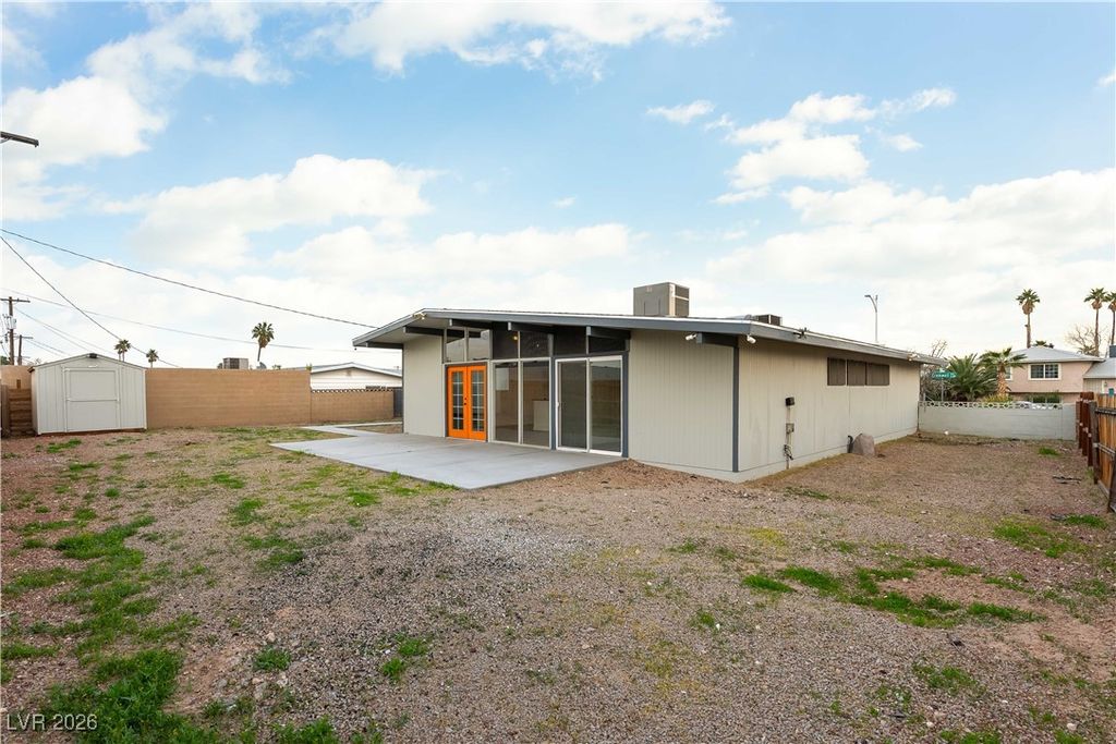 Image 15 of property listing at Address unavailable.