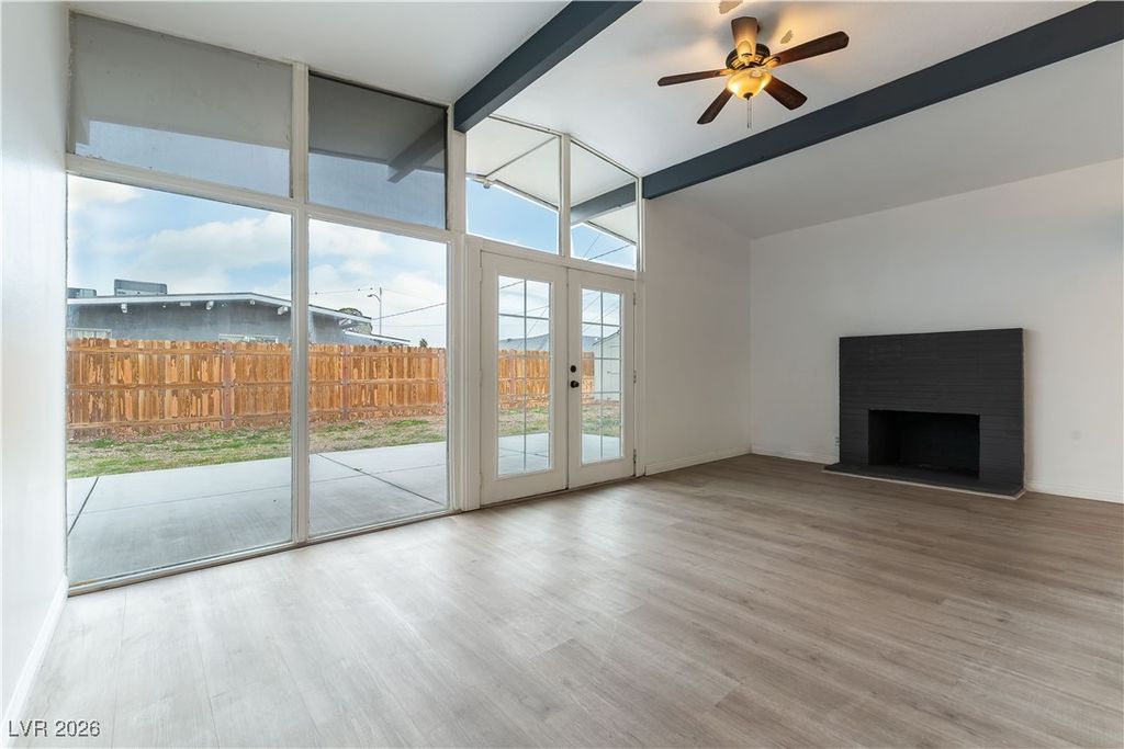 Image 2 of property listing at Address unavailable.