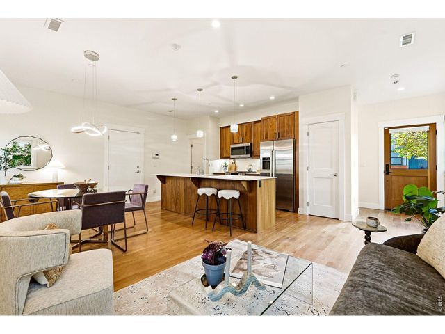 2056 Walnut St B, Boulder, CO 80302