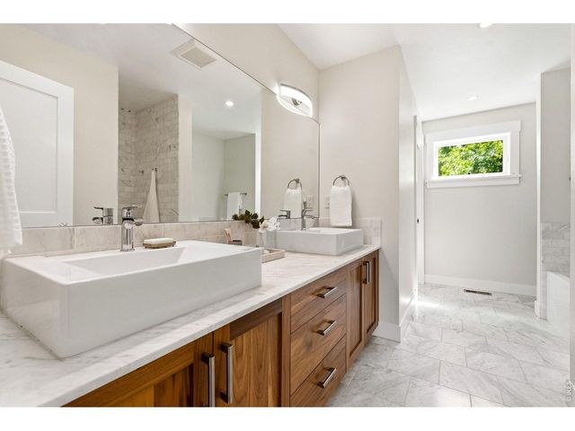 2056 Walnut St B, Boulder, CO 80302