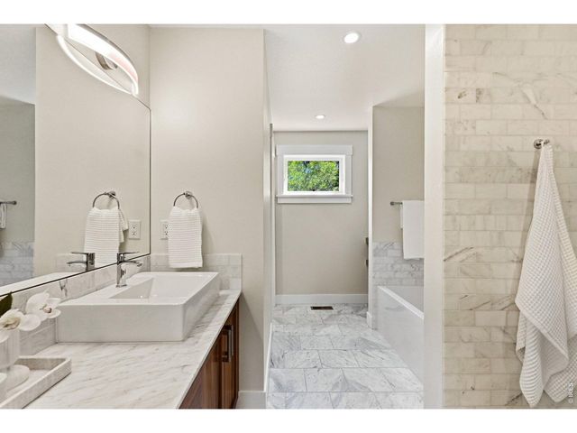 2056 Walnut St B, Boulder, CO 80302