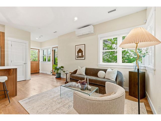2056 Walnut St B, Boulder, CO 80302
