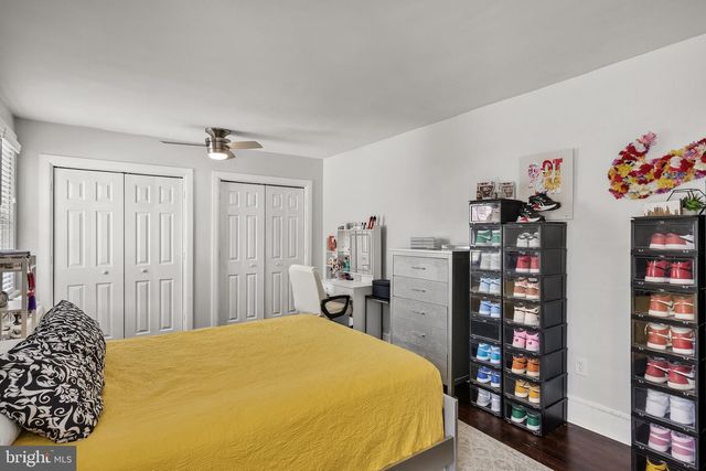 61 W GRADWELL AVE, Maple Shade, NJ 08052