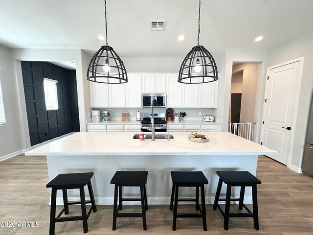 3949 W BRASS Lane, San Tan Valley, AZ 85144