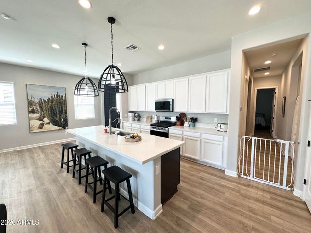 3949 W BRASS Lane, San Tan Valley, AZ 85144