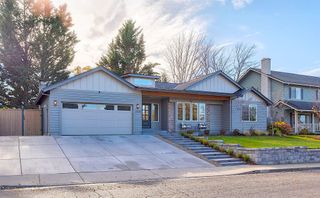 3228 Auburn Way, Medford, OR 97504