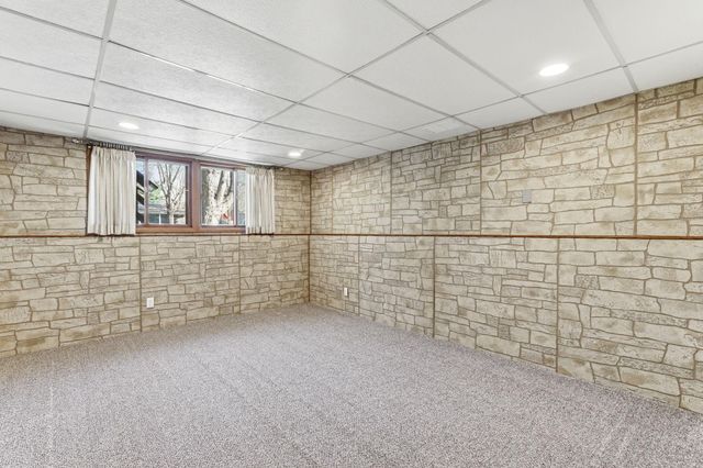 10440 Partridge Street NW, Coon Rapids, MN 55433