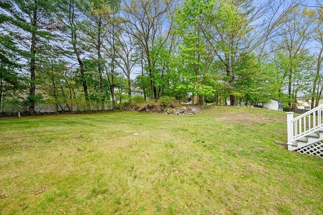 28 Orchard Dr, North Reading, MA 01864