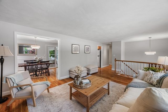 28 Orchard Dr, North Reading, MA 01864