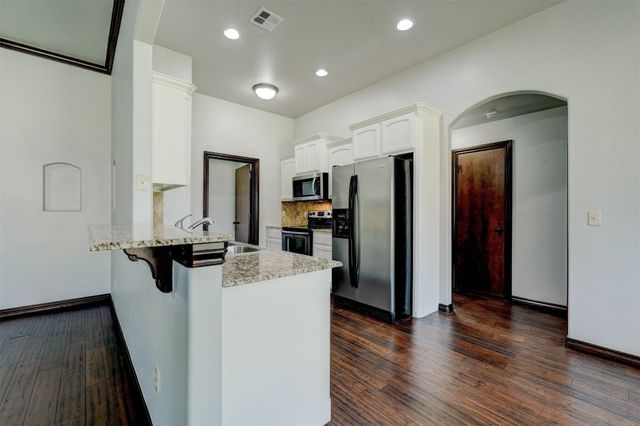 73 Bonaire Drive, Edmond, OK 73013