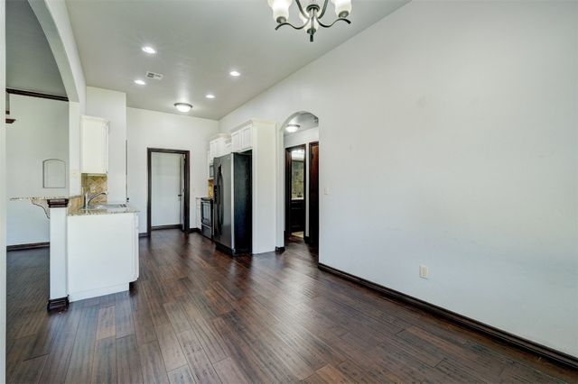 73 Bonaire Drive, Edmond, OK 73013