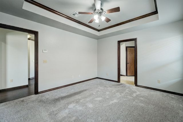 73 Bonaire Drive, Edmond, OK 73013