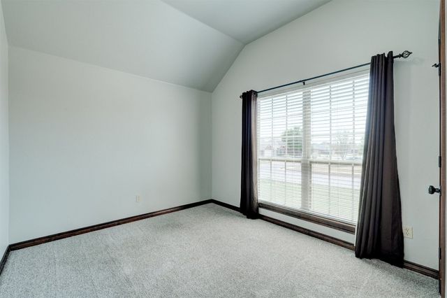 73 Bonaire Drive, Edmond, OK 73013