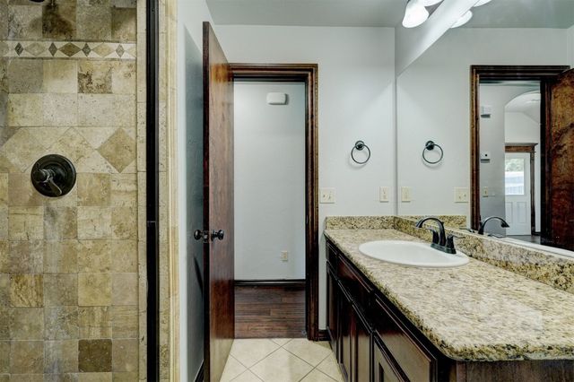 73 Bonaire Drive, Edmond, OK 73013