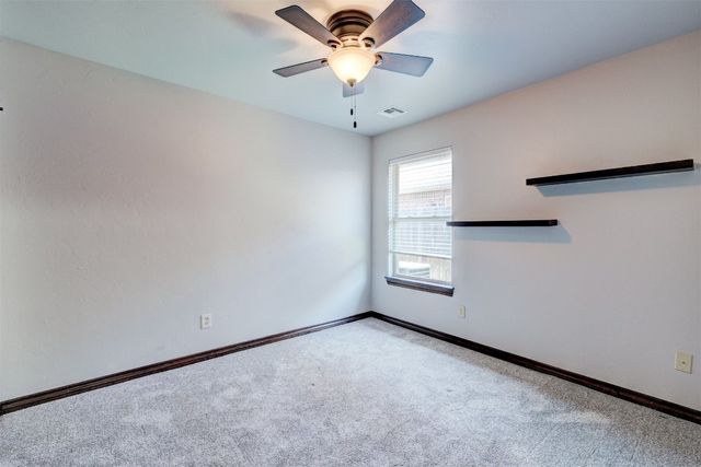 73 Bonaire Drive, Edmond, OK 73013