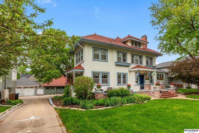 106 S 53rd Street, Omaha, NE 68132