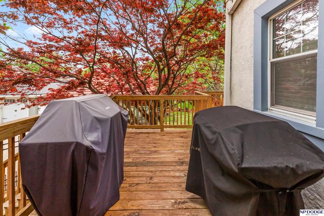 106 S 53rd Street, Omaha, NE 68132