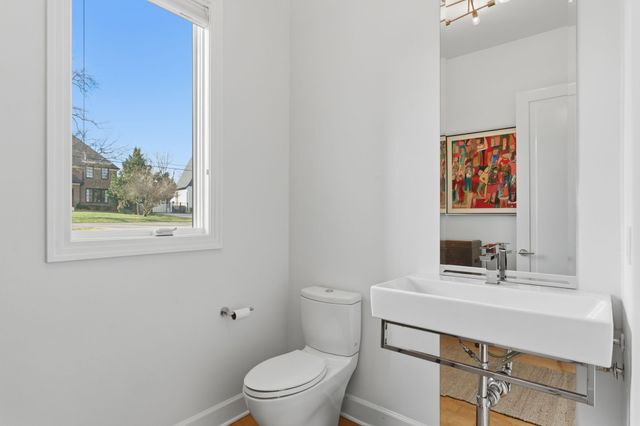 4016 Dorcas Dr, Nashville, TN 37215