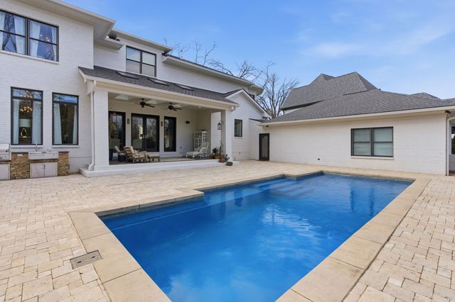 4016 Dorcas Dr, Nashville, TN 37215