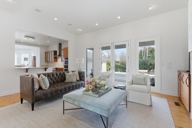 4016 Dorcas Dr, Nashville, TN 37215