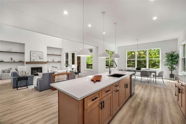 7262 Creekside Way, Jefferson, GA 30549