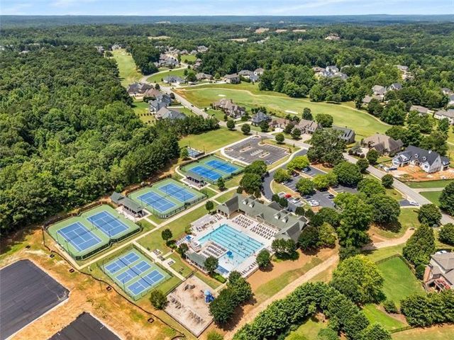 7262 Creekside Way, Jefferson, GA 30549