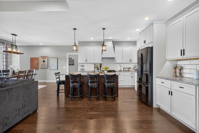 920 Muirfield Circle, Eldridge, IA 52722