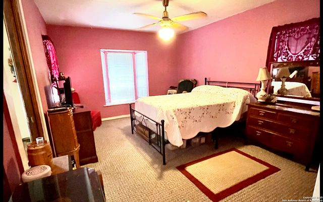 635 Kendalia, San Antonio, TX 78221