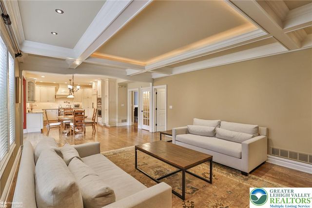 3735 West Washington Street, Allentown City, PA 18104