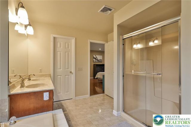 3735 West Washington Street, Allentown City, PA 18104