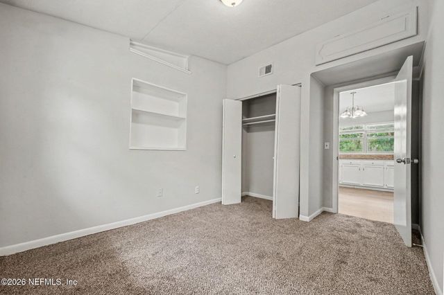 919 CREST Drive E, Jacksonville, FL 32221