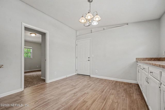 919 CREST Drive E, Jacksonville, FL 32221