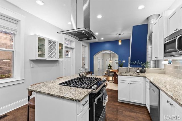 3328 Lemp Avenue, St Louis, MO 63118