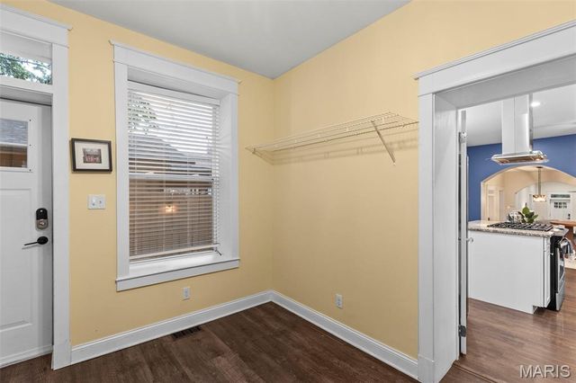 3328 Lemp Avenue, St Louis, MO 63118