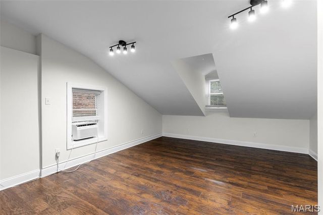 3328 Lemp Avenue, St Louis, MO 63118