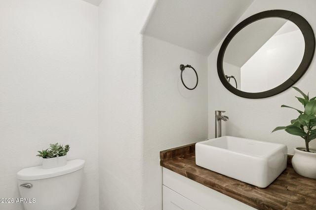 7445 W LOS GATOS Drive, Glendale, AZ 85310