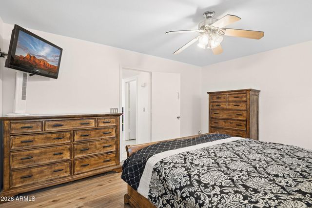 7445 W LOS GATOS Drive, Glendale, AZ 85310