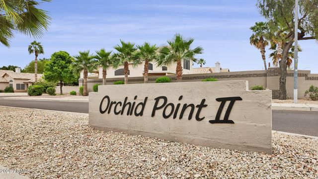 7445 W LOS GATOS Drive, Glendale, AZ 85310